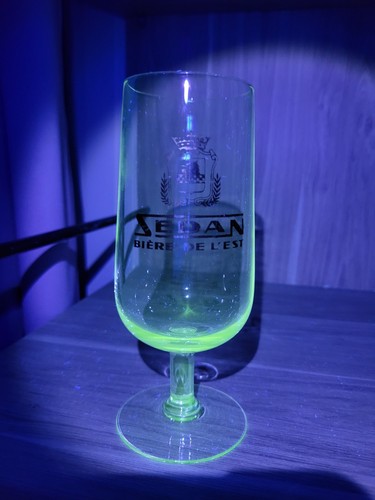 Ancien verre bière - à,
