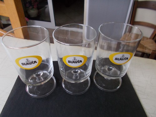 Anciens verres pied pour - anciens,