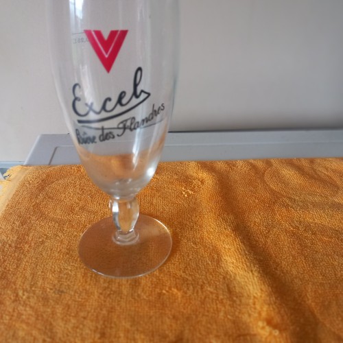 Ancien verre 25cl biére - ancien, brie